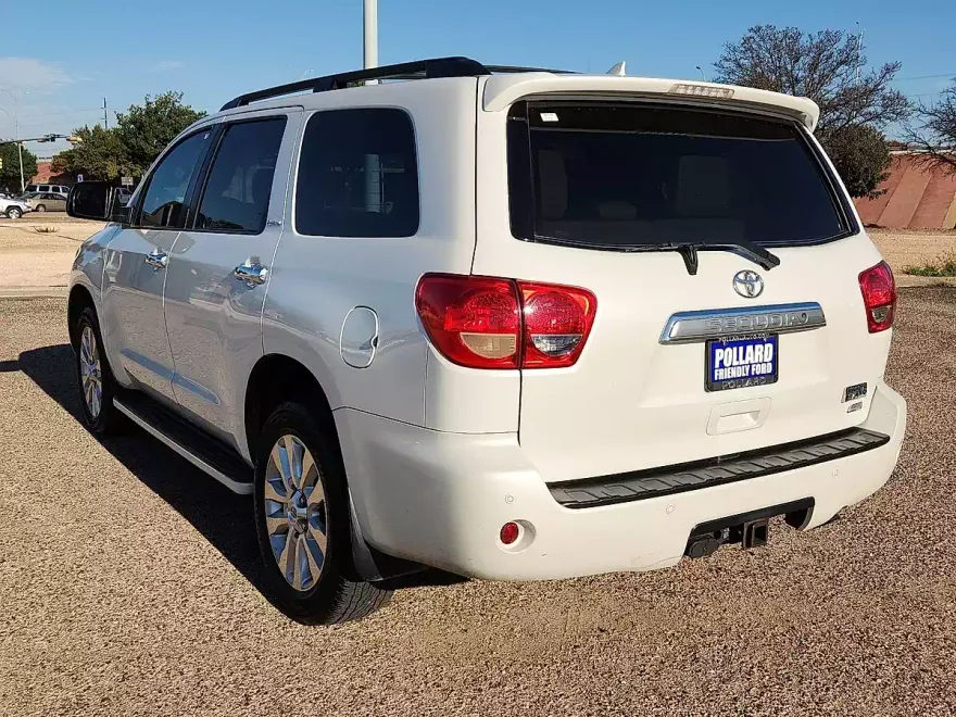 2012 Toyota Sequoia Platinum photo 1
