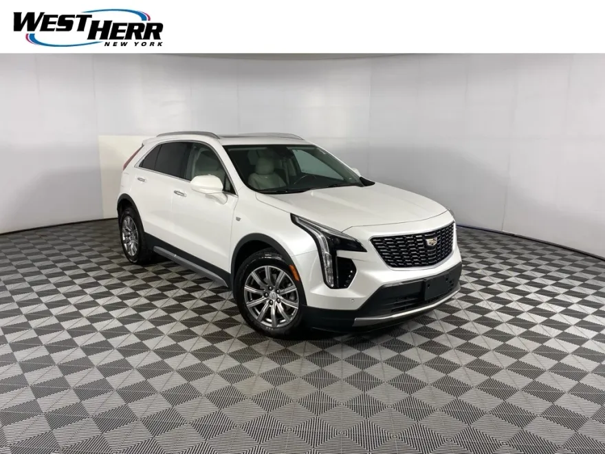 2020 Cadillac XT4 Premium Luxury photo 1