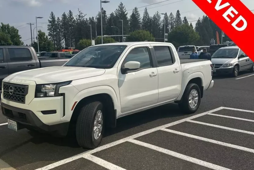2022 Nissan Frontier SV photo 1