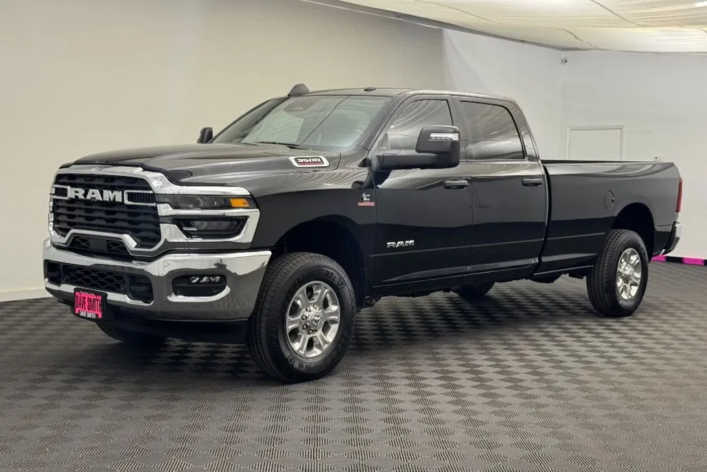 2025 Ram 3500 Big Horn photo 1