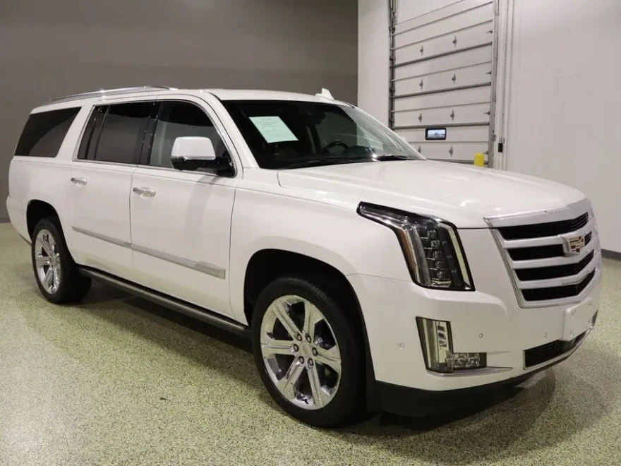 2019 Cadillac Escalade ESV Premium Luxury photo 1