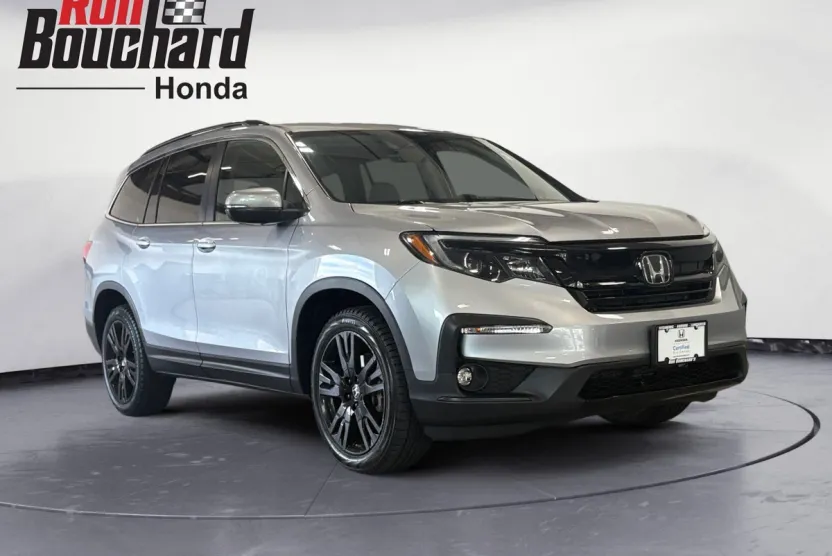 2022 Honda Pilot SE photo 1