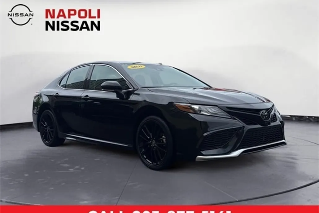 2023 Toyota Camry XSE photo 1