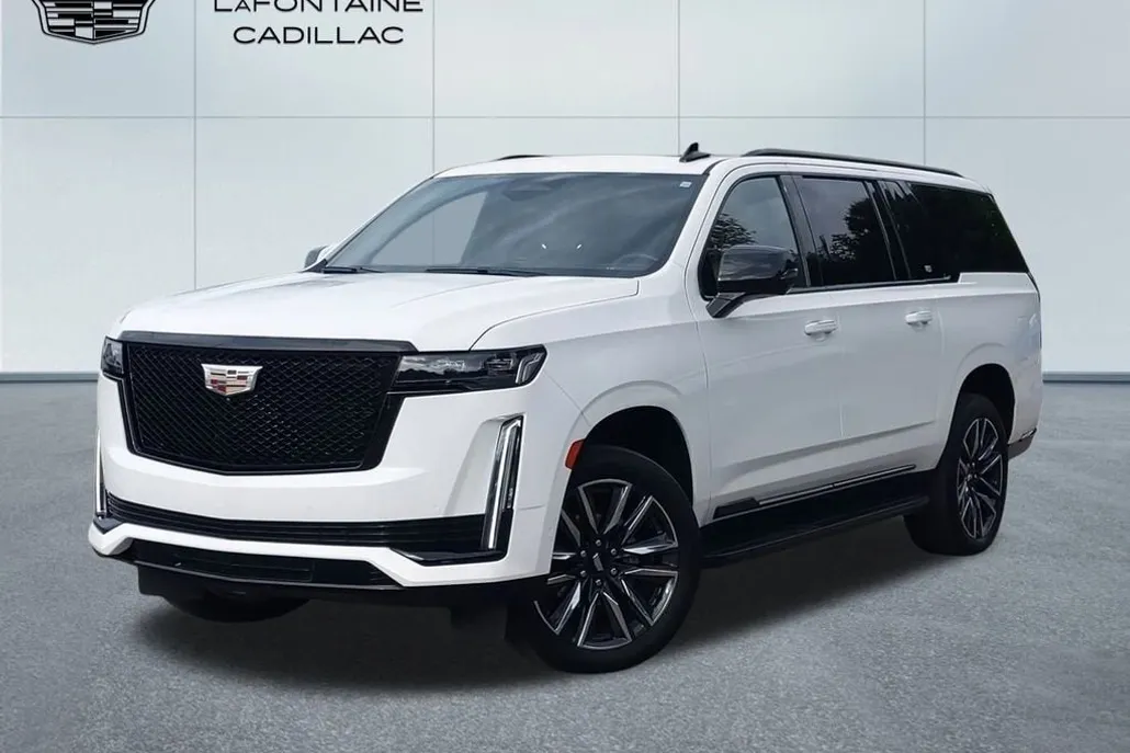 2023 Cadillac Escalade ESV Sport photo 1