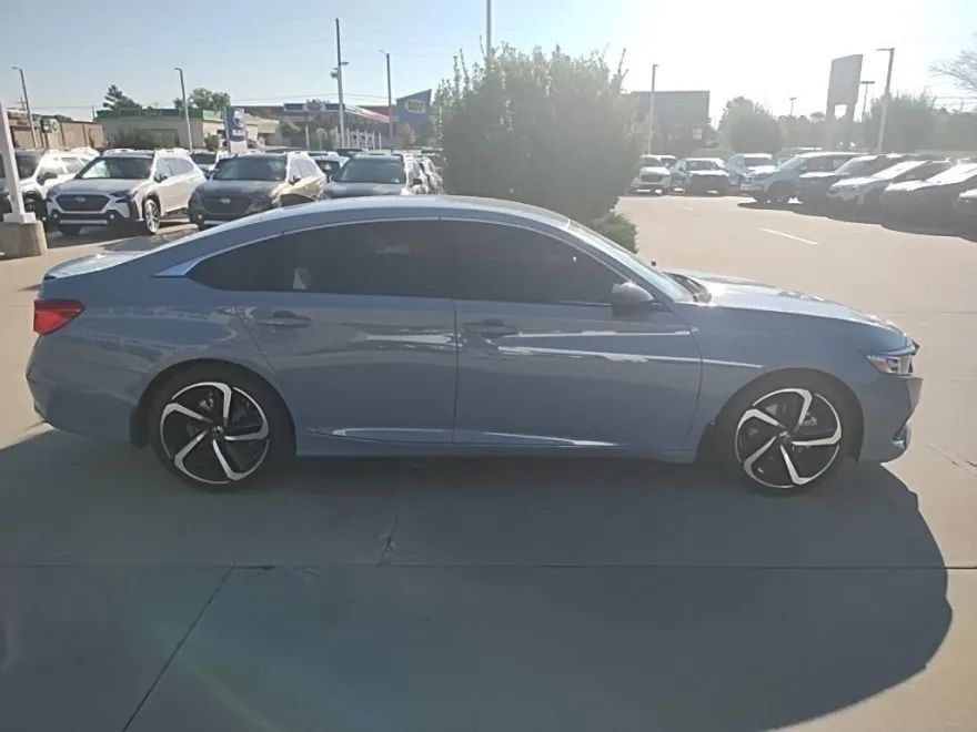 2022 Honda Accord Sport SE photo 1
