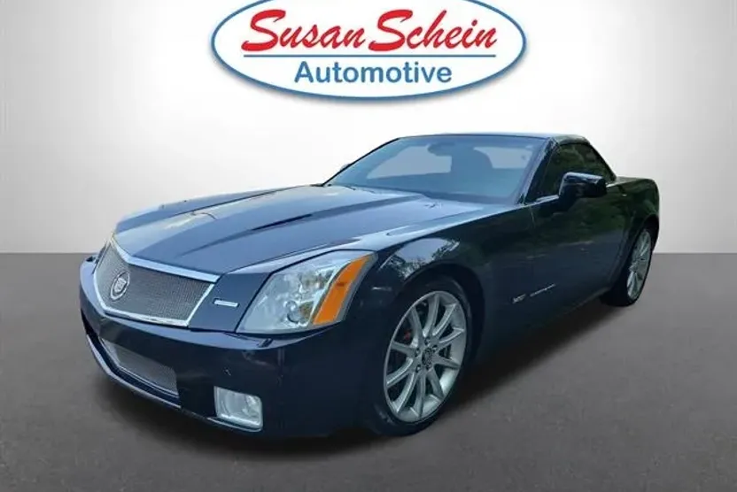 2006 Cadillac XLR photo 1