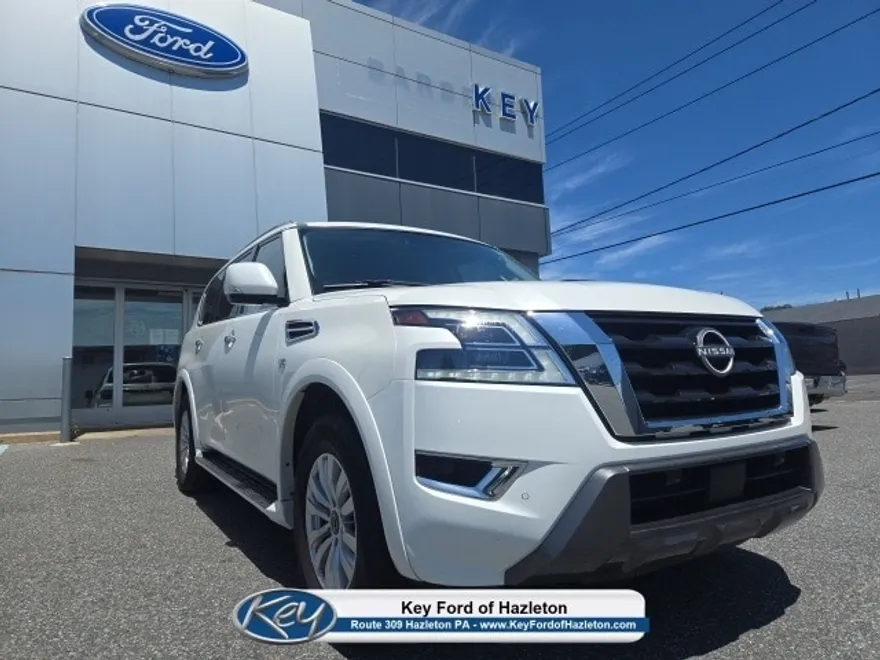 2022 Nissan Armada SV photo 1