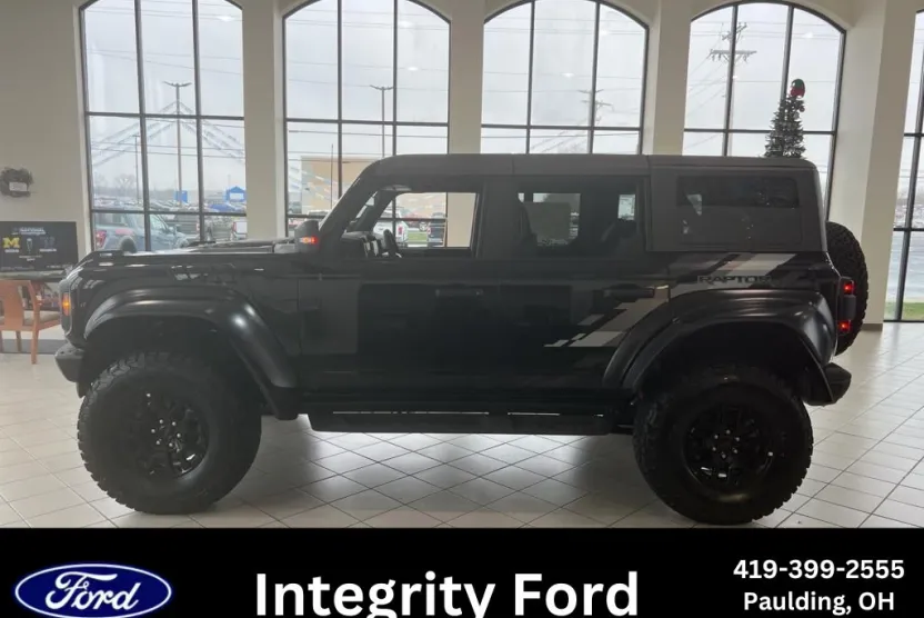 2023 Ford Bronco Raptor photo 1