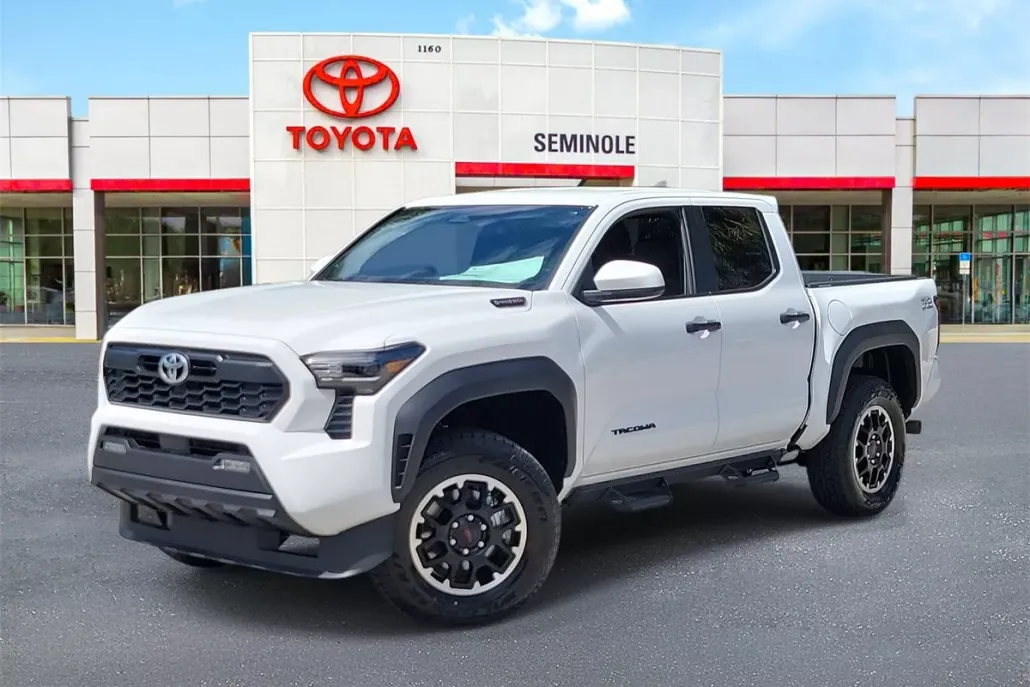 2025 Toyota Tacoma TRD photo 1