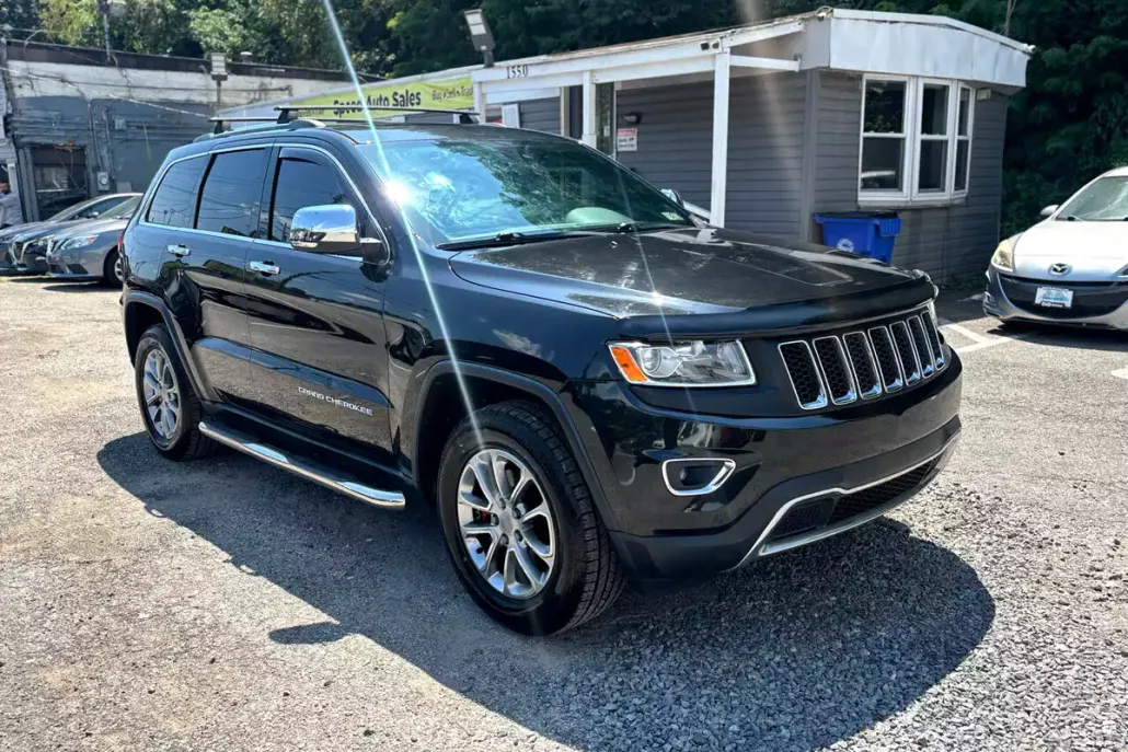 2015 Jeep Grand Cherokee Limited photo 1