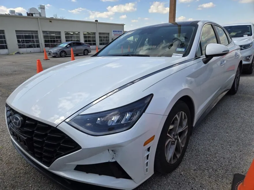 2021 Hyundai Sonata SEL Convenience photo 1