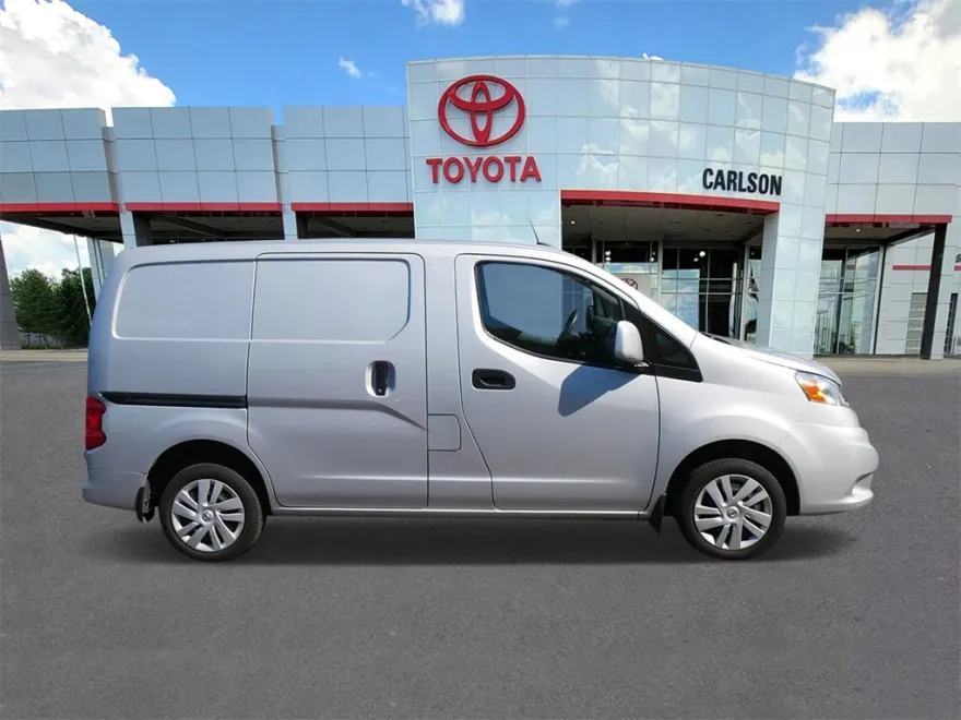 2020 Nissan NV200 SV photo 1