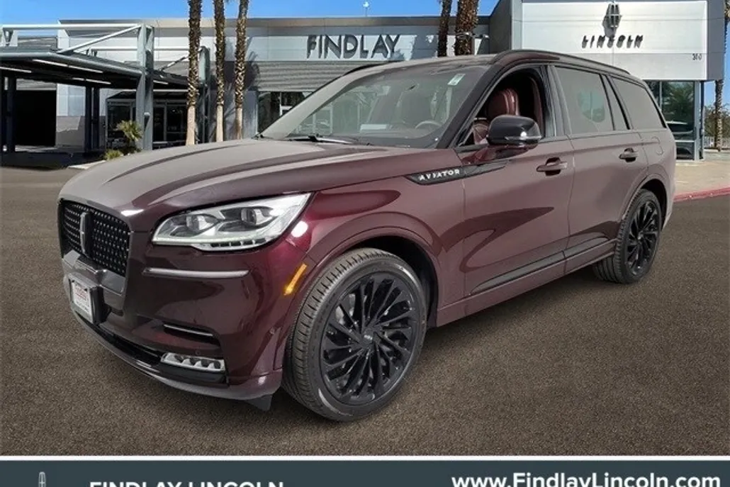 2023 Lincoln Aviator Black Label photo 1