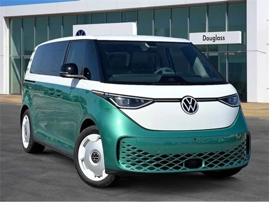 2025 Volkswagen ID. Buzz photo 1
