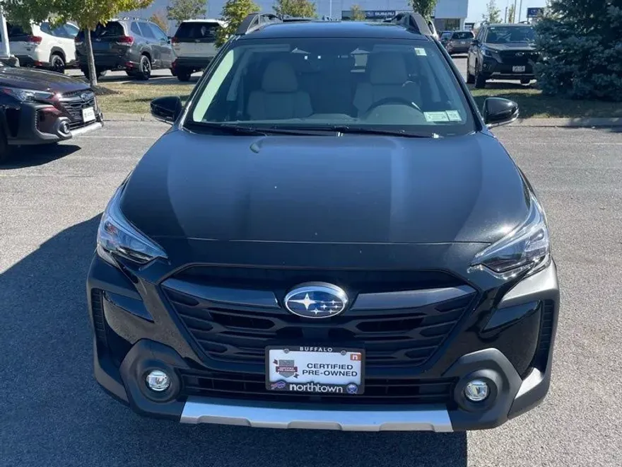 2025 Subaru Outback Limited photo 1