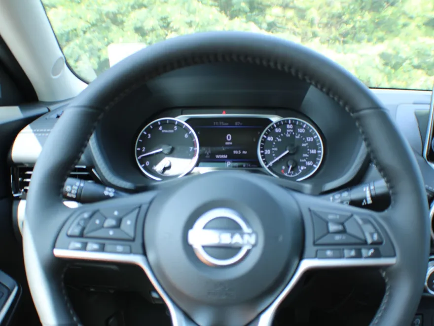 2025 Nissan Sentra SV photo 1