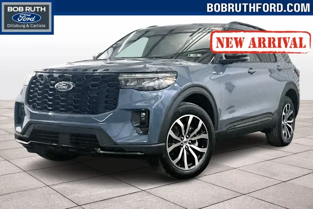 2025 Ford Explorer ST-Line photo 1
