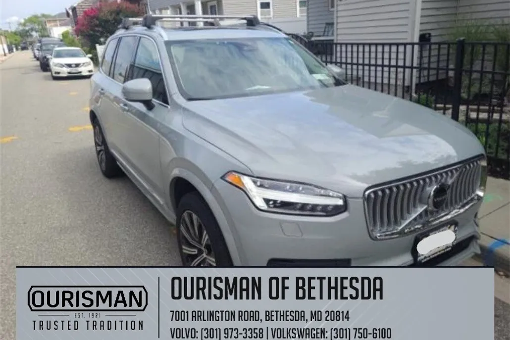 2024 Volvo XC90 B5 Core photo 1