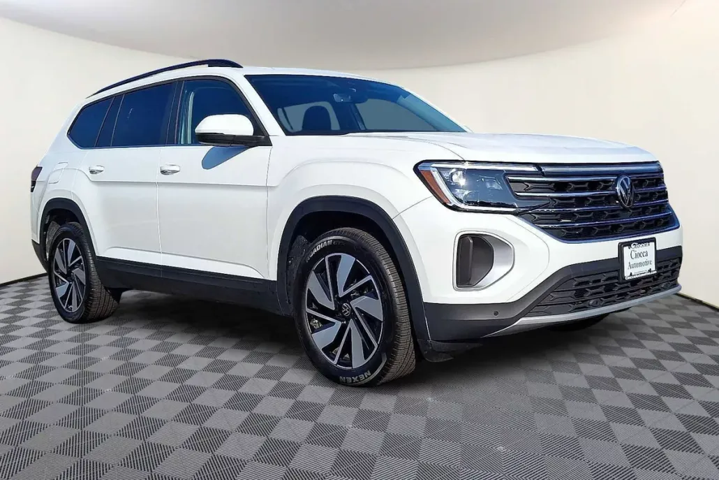 2025 Volkswagen Atlas SE Technology photo 1