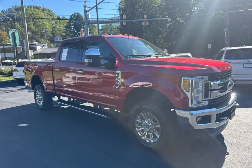 2018 Ford F-250 XLT photo 1