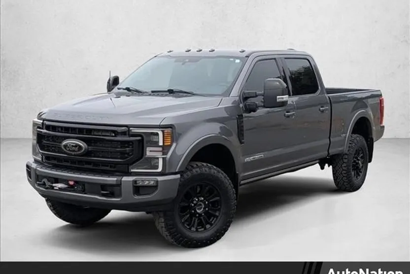 2022 Ford F-350 Lariat photo 1