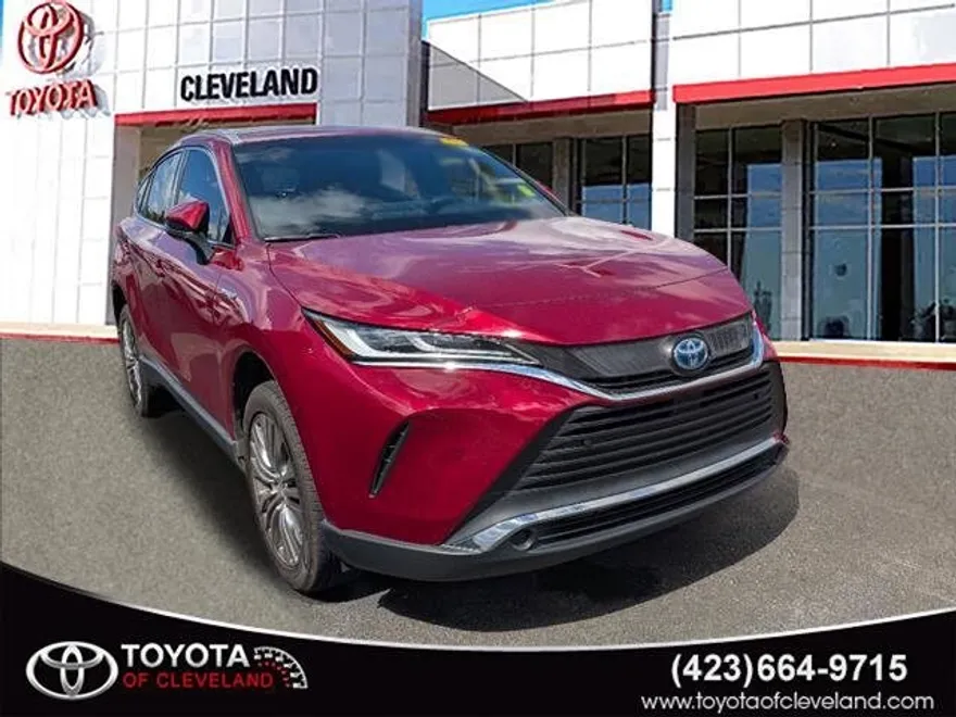 2021 Toyota Venza XLE photo 1