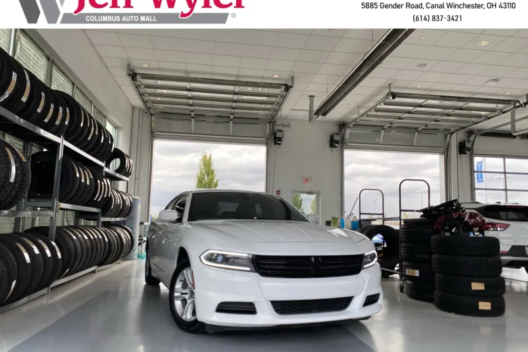 2020 Dodge Charger SXT photo 1