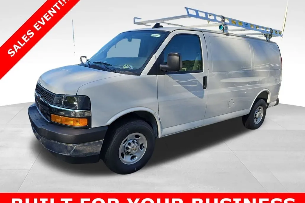 2025 Chevrolet Express 2500 Work Van Cargo photo 1