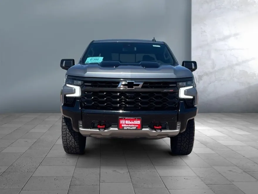 2023 Chevrolet Silverado 1500 ZR2 photo 1