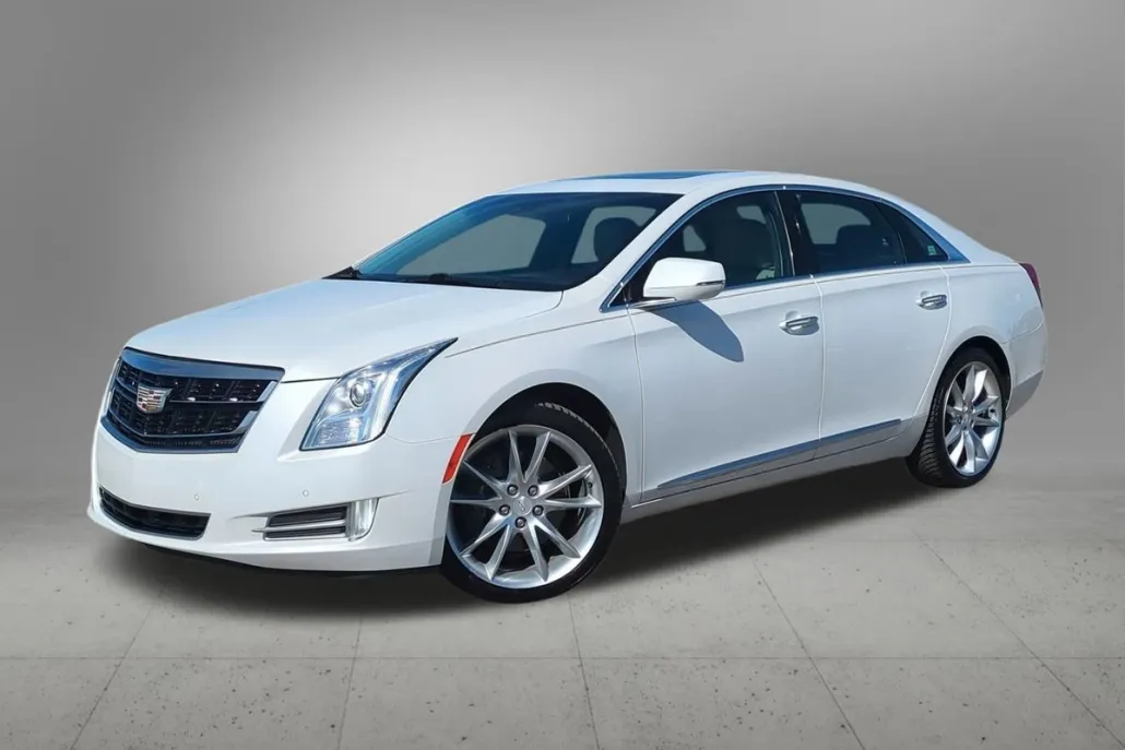 2016 Cadillac XTS Premium photo 1