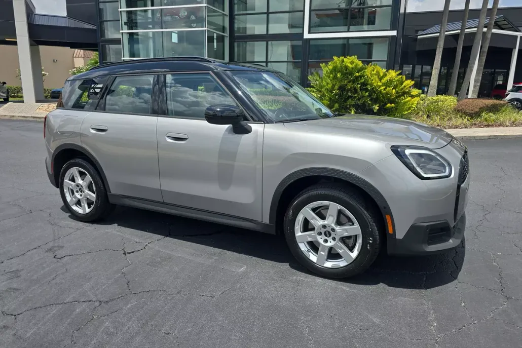 2025 Mini Countryman S ALL4 photo 1