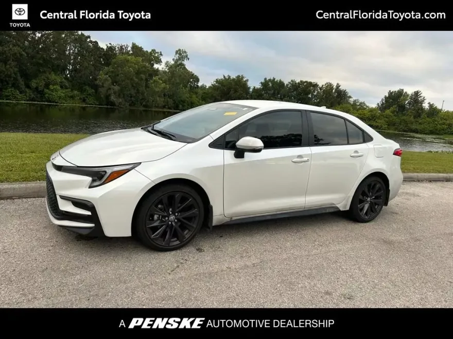 2025 Toyota Corolla SE photo 1