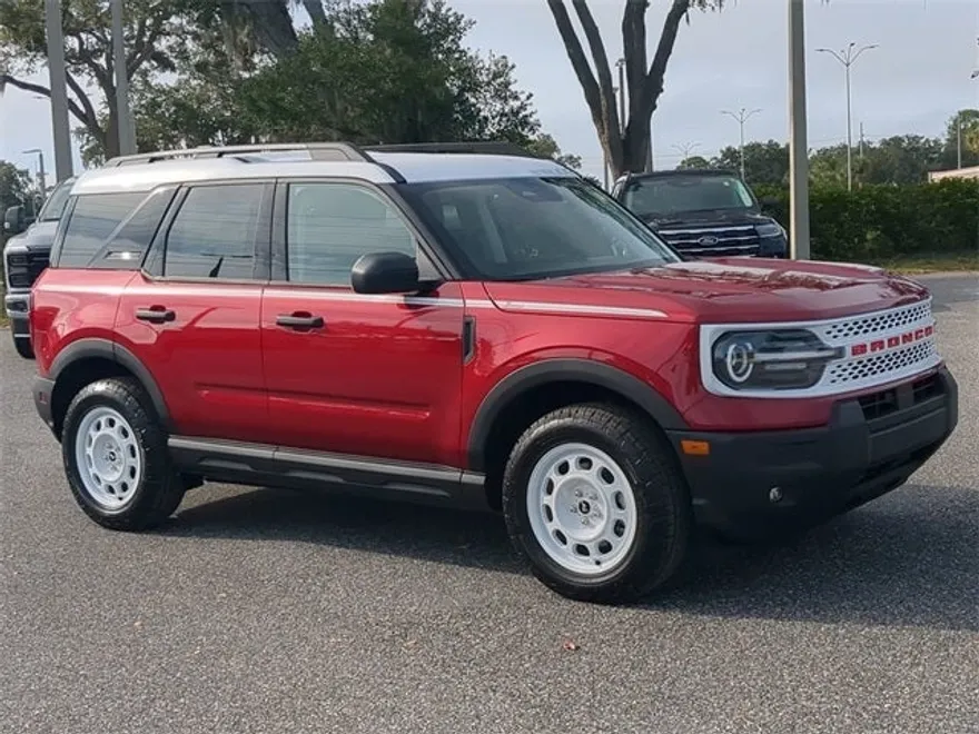 2025 Ford Bronco Sport Heritage photo 1