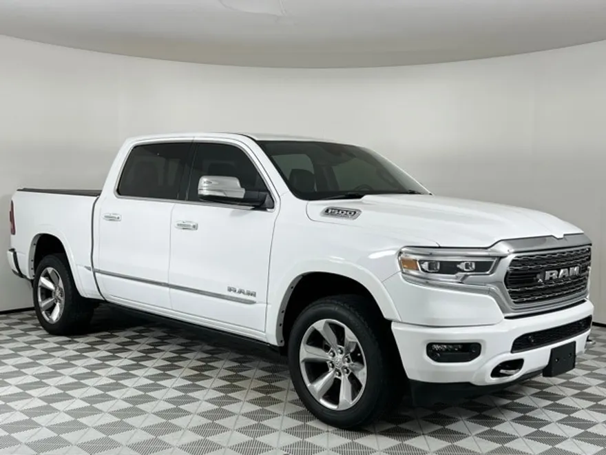 2022 Ram 1500 Limited photo 1