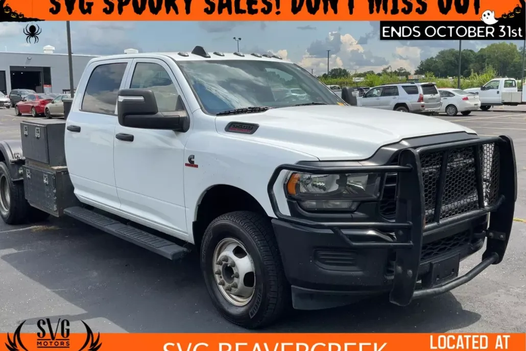 2023 Ram 3500 Tradesman photo 1