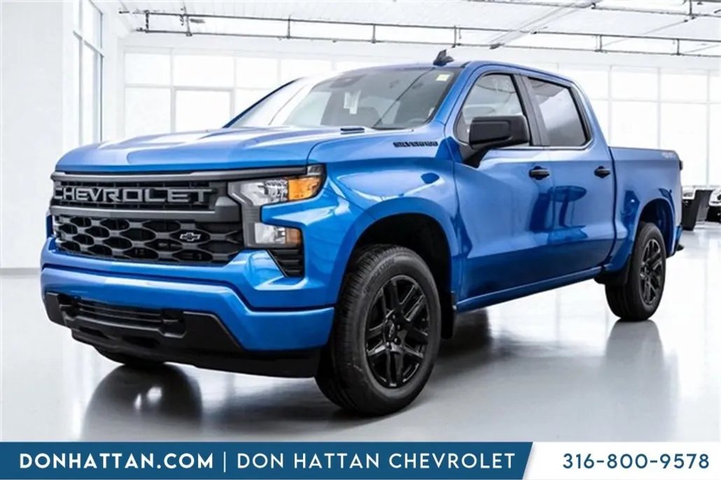 2025 Chevrolet Silverado 1500 Custom photo 1