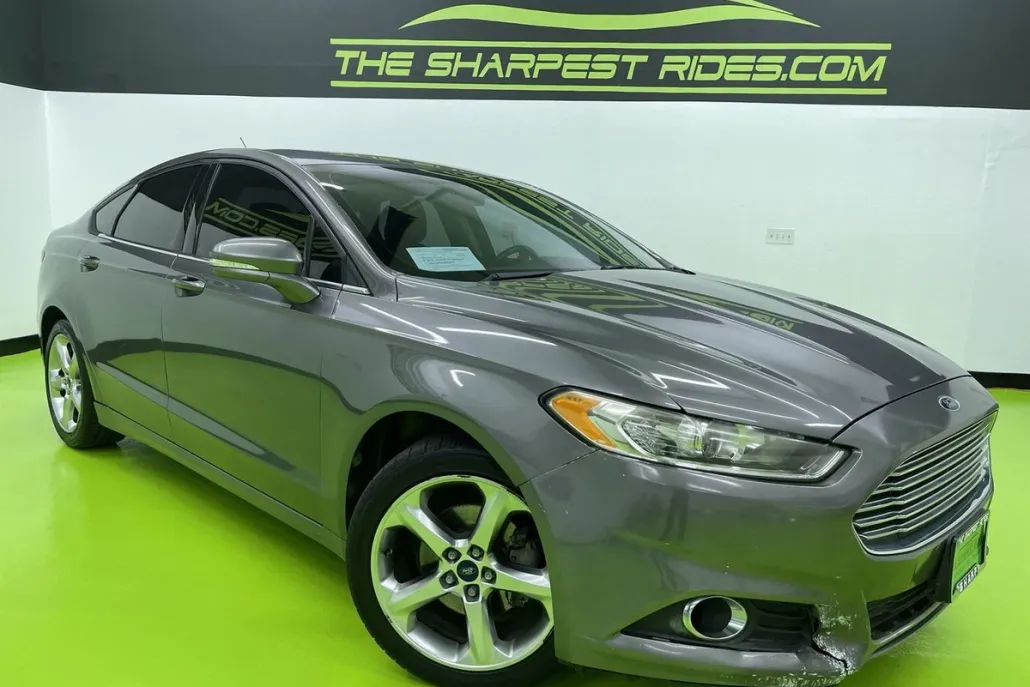 2013 Ford Fusion SE photo 1