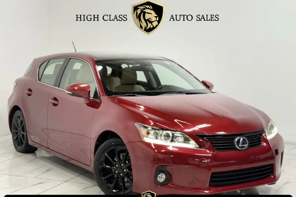 2012 Lexus CT 200h photo 1
