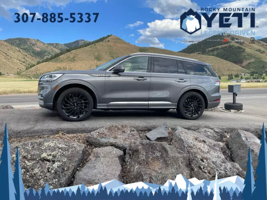 2022 Lincoln Aviator Reserve photo 1