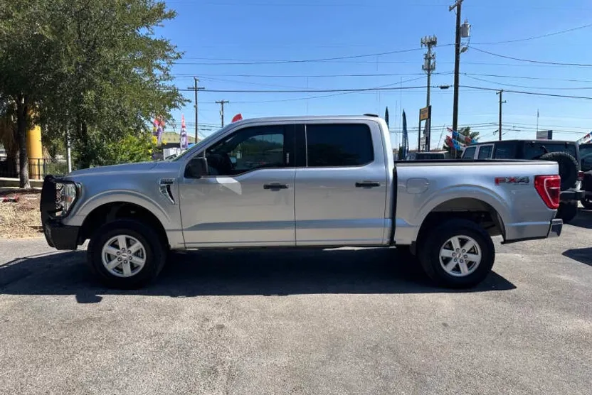 2022 Ford F-150 XLT photo 1