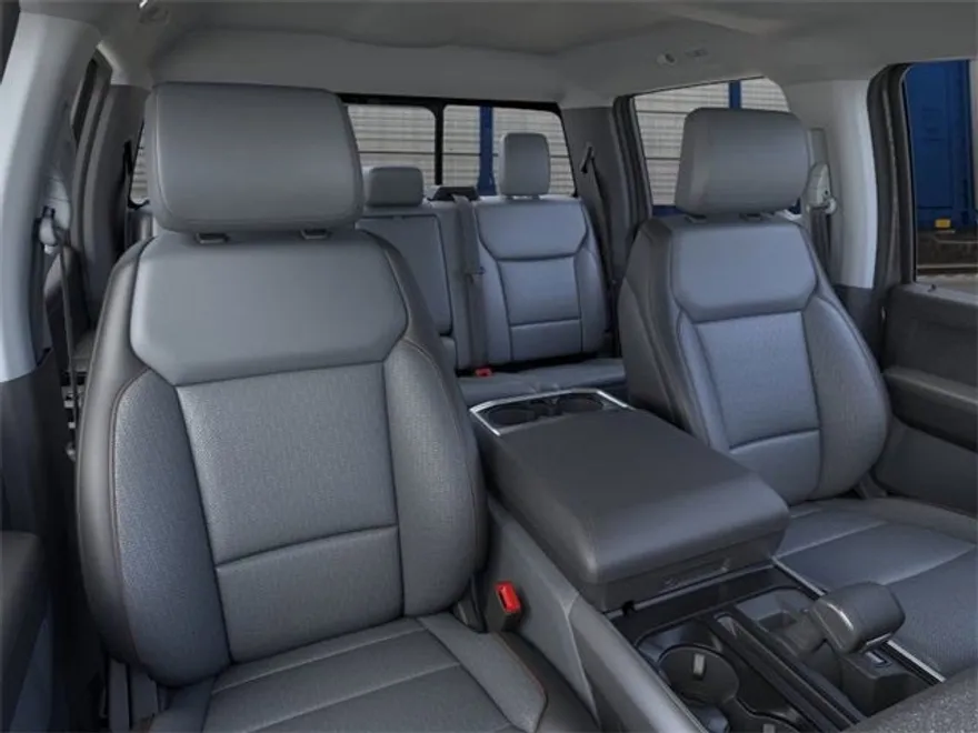 2025 Ford F-150 Lariat photo 2