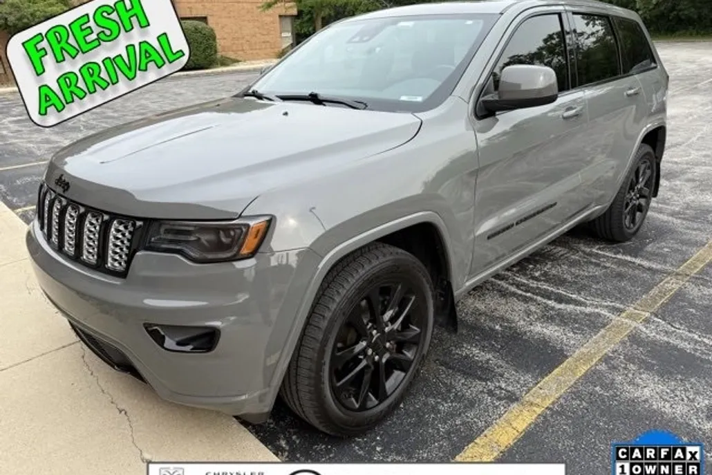2022 Jeep Cherokee Laredo X photo 1