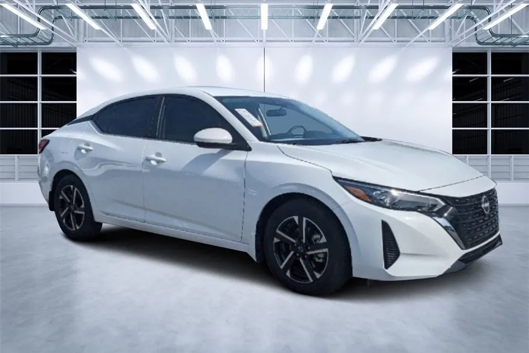 2025 Nissan Sentra SV photo 1