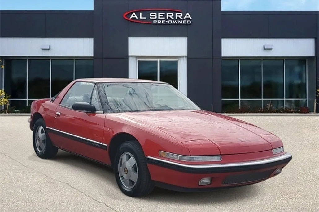1990 Buick Reatta photo 1