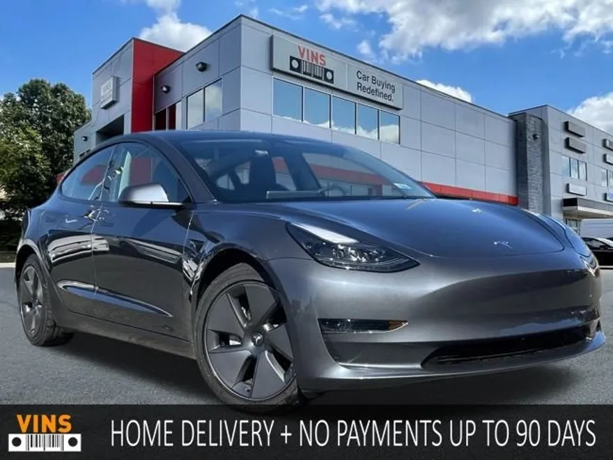 2023 Tesla Model 3 photo 1