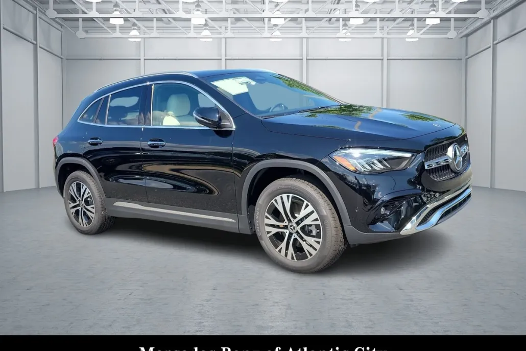 2025 Mercedes Benz GLA 250 4MATIC photo 1