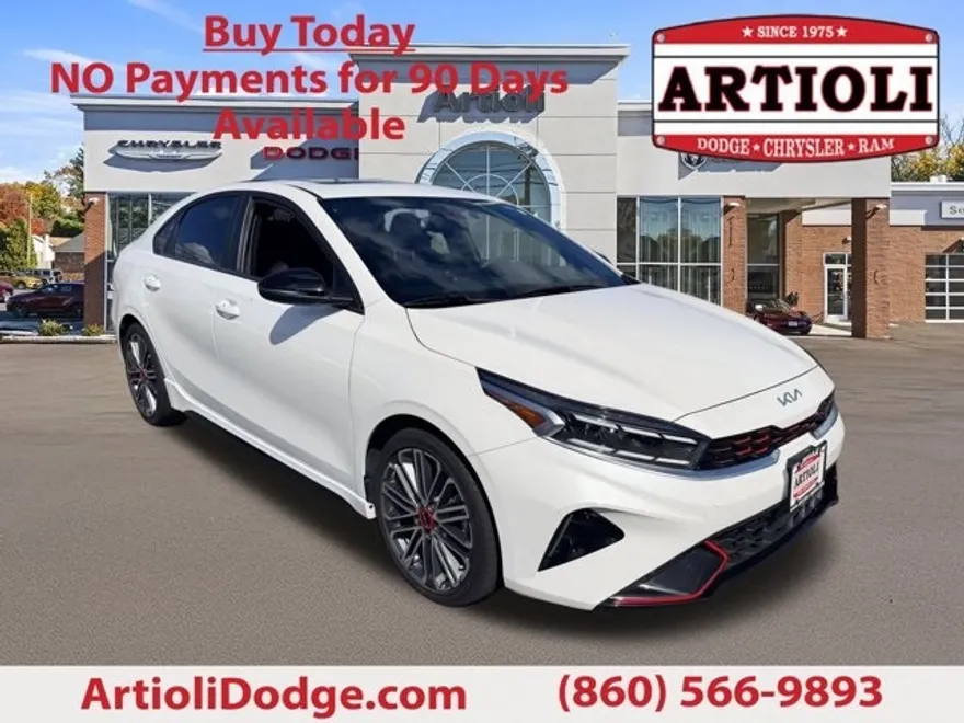 2023 Kia Forte GT photo 1
