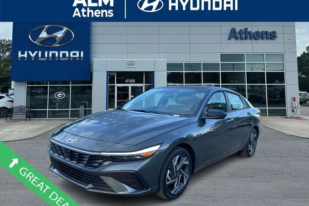 2025 Hyundai Elantra SEL Sport photo 1