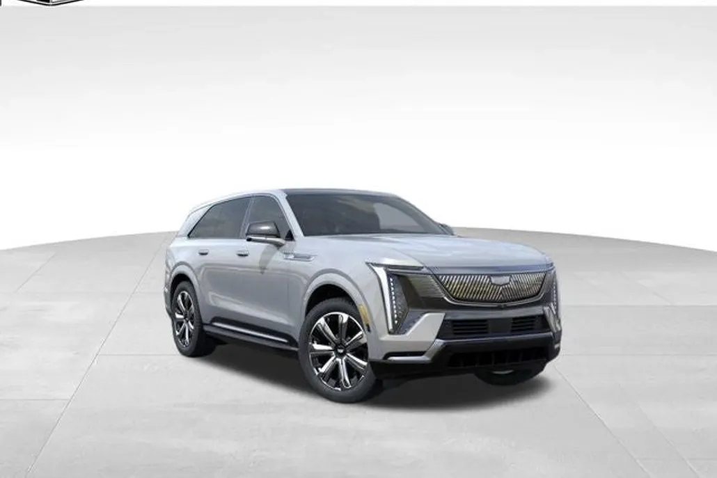 2025 Cadillac Escalade IQ Luxury photo 1