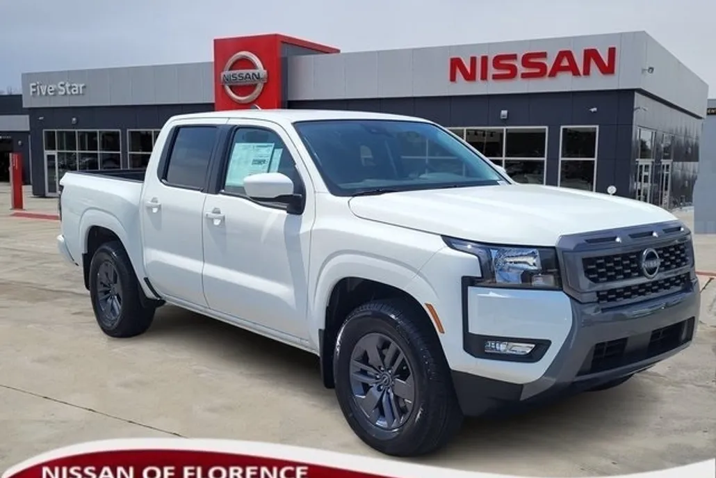 2025 Nissan Frontier Crew Cab SV photo 1